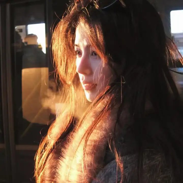 闪婚后,亿万总裁掐腰宠